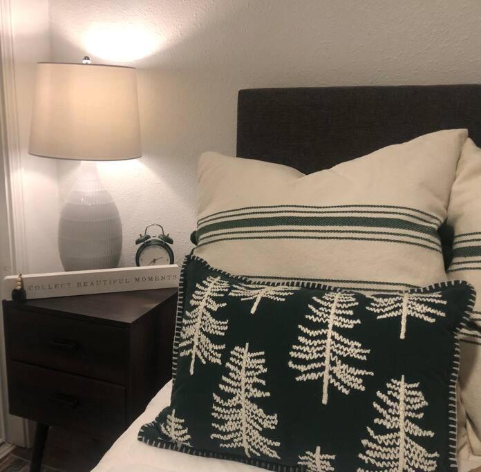 Cozy Getaway At Lake O' The Pines Ore City المظهر الخارجي الصورة
